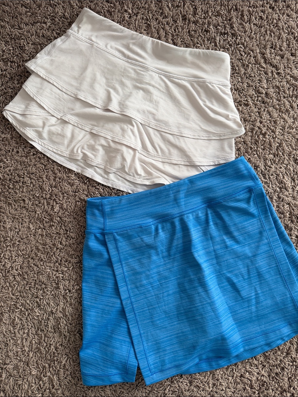 TWO Athleta tennis skorts white ruffles blue flat size 12 large shorts skirt